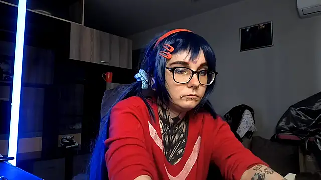 HighelikeGirl online show from 10-04-25, 12:47