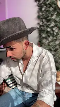 JuanchoAfpa online show from 11-30-25, 01:04