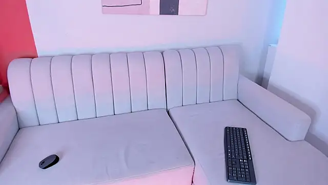 Snapshot of marie_bass chatting on 10-20-25, 12:38 marie bass online show from 10-20-25, 12:38