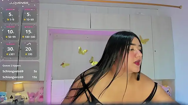 Snapshot of LilyWhitney chatting on 01-09-26, 04:04 LilyWhitney online show from 01-09-26, 04:04