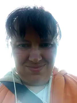 Snapshot of Romashka33011 chatting on 06-09-26, 01:23 Romashka33011 online show from 06-09-26, 01:23