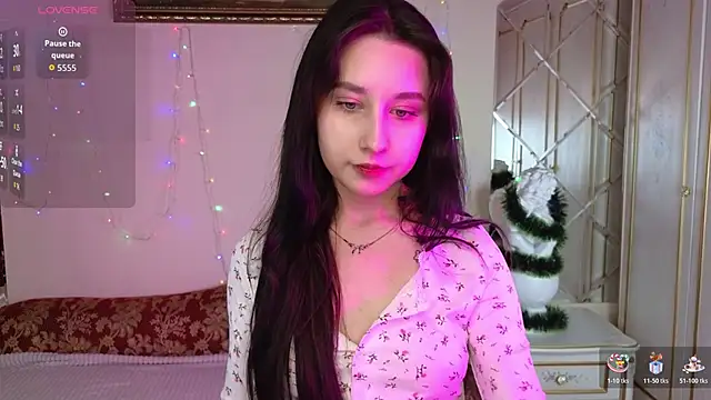 Eva Maller online show from 12-18-25, 02:45