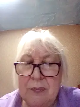 Alexia64231 online show from 12-01-25, 03:33