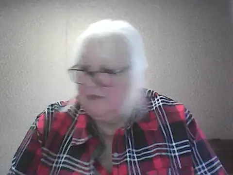 Alexia64231 online show from 04-25-26, 01:41