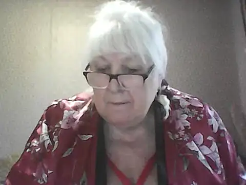 Snapshot of Alexia64231 chatting on 05-31-26, 02:24 Alexia64231 online show from 05-31-26, 02:24