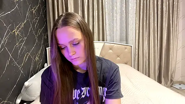 SoSweetGirl online show from 09-21-25, 06:09