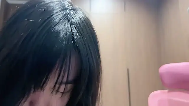 Lilium-520 online show from 12-17-25, 11:16