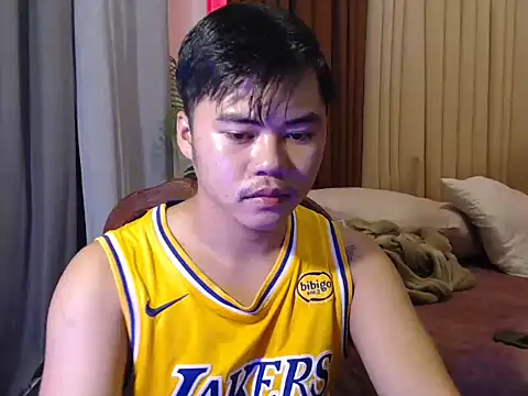 hot emman online show from 03-12-26, 06:14