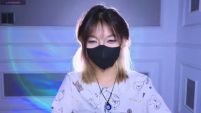      Panda      online show from 06-03-26, 12:35