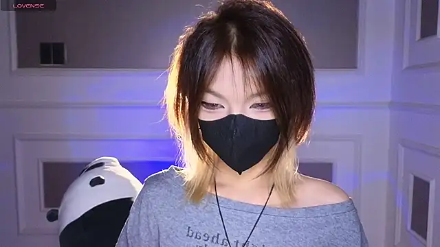      Panda      online show from 06-13-26, 03:04