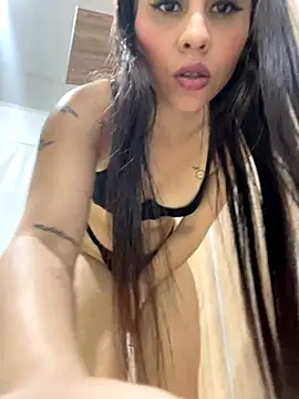 LuluMonroe Eup online show from 10-02-25, 03:13