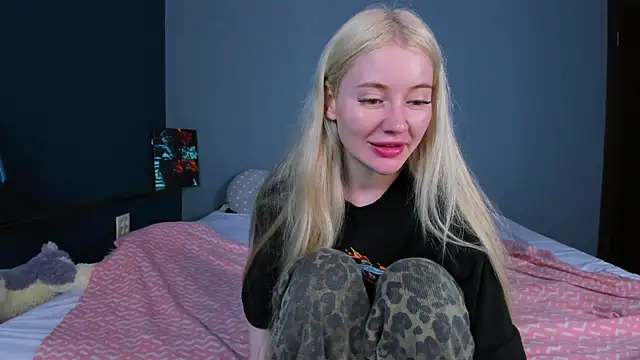 Lillie Berry online show from 07-02-26, 05:24