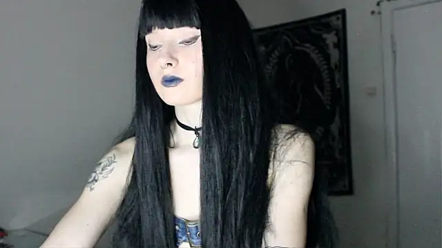 midnightsiren777 online show from 03-01-26, 09:39
