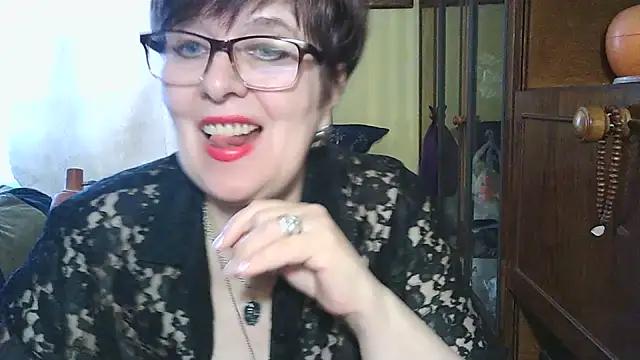VeronicaGold511 online show from 03-17-26, 08:06