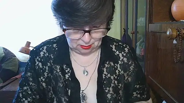 VeronicaGold511 online show from 05-27-26, 06:54