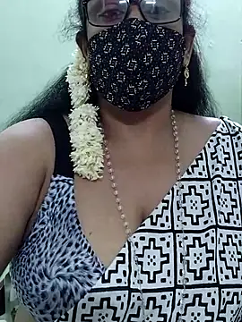 sweet-lotus online show from 09-12-25, 05:18