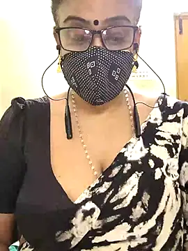 sweet-lotus online show from 11-16-25, 05:24