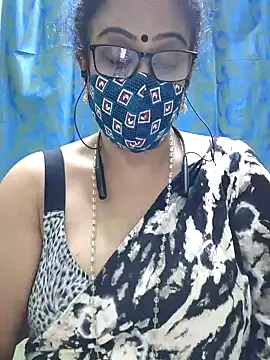 sweet-lotus online show from 11-26-25, 04:19