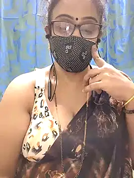 Snapshot of sweet-lotus chatting on 12-17-25, 04:46 sweet-lotus online show from 12-17-25, 04:46