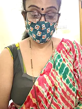 Snapshot of sweet-lotus chatting on 12-21-25, 08:54 sweet-lotus online show from 12-21-25, 08:54