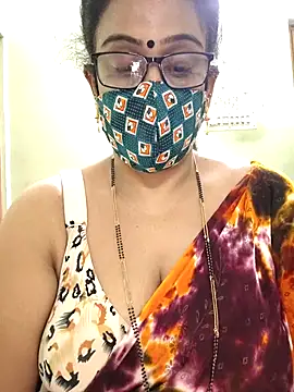 Snapshot of sweet-lotus chatting on 12-23-25, 05:16 sweet-lotus online show from 12-23-25, 05:16