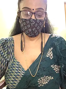 Snapshot of sweet-lotus chatting on 02-02-26, 04:33 sweet-lotus online show from 02-02-26, 04:33