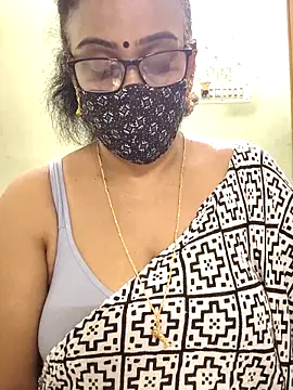 Snapshot of sweet-lotus chatting on 02-04-26, 03:34 sweet-lotus online show from 02-04-26, 03:34