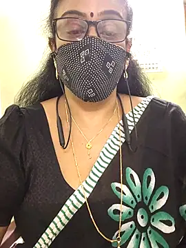 Snapshot of sweet-lotus chatting on 02-10-26, 04:27 sweet-lotus online show from 02-10-26, 04:27