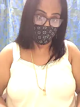 Snapshot of sweet-lotus chatting on 03-12-26, 05:08 sweet-lotus online show from 03-12-26, 05:08