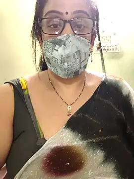 sweet-lotus online show from 04-29-26, 01:37