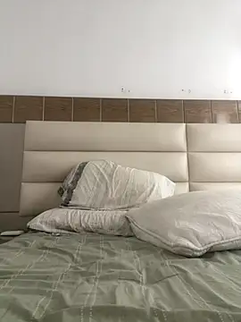 Snapshot of Luisito2605 chatting on 10-06-25, 06:27 Luisito2605 online show from 10-06-25, 06:27