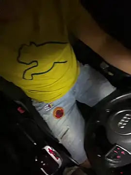 Snapshot of Luisito2605 chatting on 01-13-26, 01:00 Luisito2605 online show from 01-13-26, 01:00