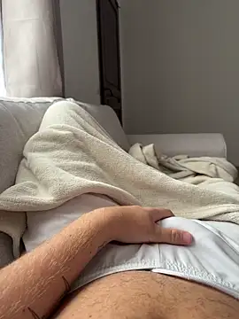 Snapshot of HommeSecret- chatting on 09-14-25, 04:17 HommeSecret- online show from 09-14-25, 04:17