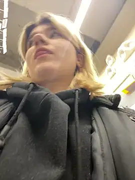 Cherry   Blossom online show from 11-26-25, 01:12