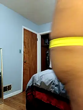 Snapshot of funandfreakyguy_97 chatting on 02-21-26, 02:51 funandfreakyguy 97 online show from 02-21-26, 02:51