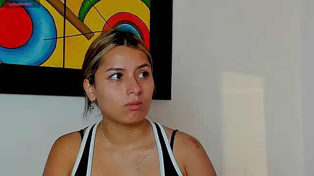 Snapshot of abella-lemus chatting on 09-22-25, 01:46 abella-lemus online show from 09-22-25, 01:46