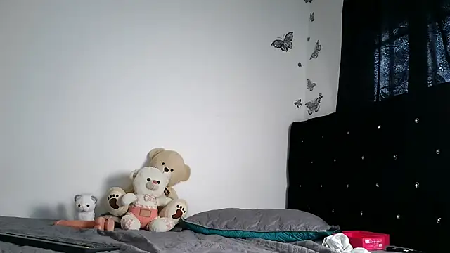 Snapshot of abella-lemus chatting on 01-05-26, 05:27 abella-lemus online show from 01-05-26, 05:27