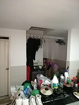 Snapshot of abella-lemus chatting on 03-07-26, 07:11 abella-lemus online show from 03-07-26, 07:11