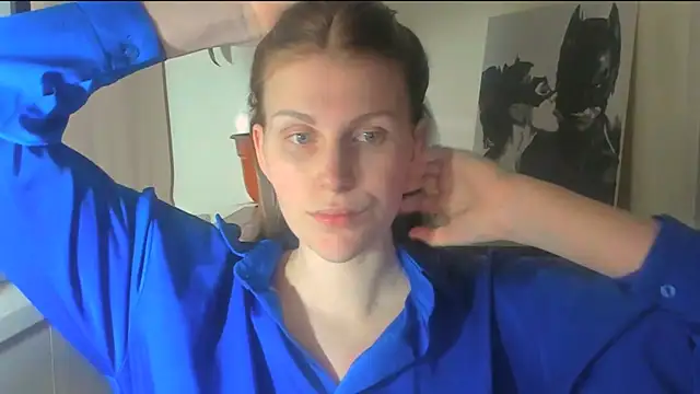 JuliaMuuun online show from 04-07-26, 07:47