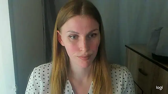 JuliaMuuun online show from 06-07-26, 08:01