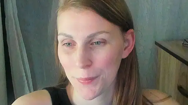 JuliaMuuun online show from 06-23-26, 09:13