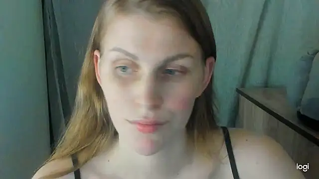 JuliaMuuun online show from 06-24-26, 09:47