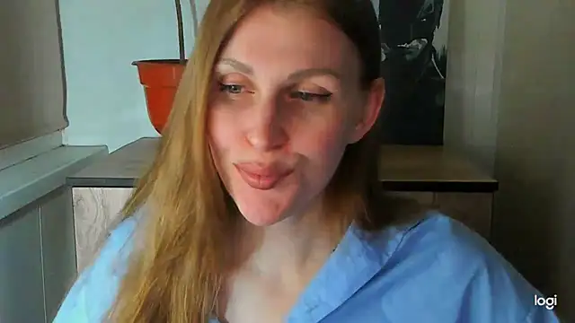 JuliaMuuun online show from 07-17-26, 07:08