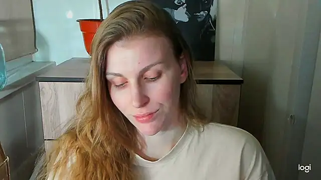 JuliaMuuun online show from 07-21-26, 10:01