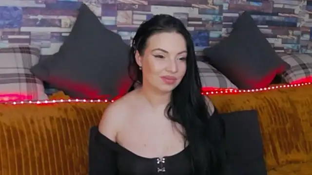 GrayLunna online show from 11-28-25, 06:38