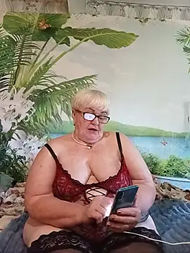 VioletSweet5566 online show from 07-04-26, 06:52