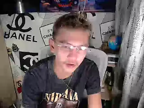 RalfAsian25 online show from 04-26-26, 04:48