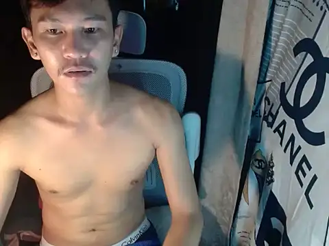 RalfAsian25 online show from 07-16-26, 08:37