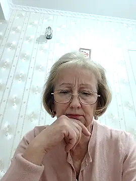 AlikaSwan5821 online show from 11-17-25, 08:14