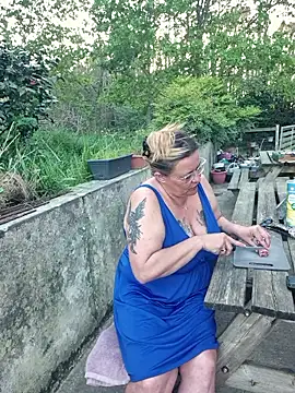 Snapshot of Misspapillon1840 chatting on 04-08-26, 06:08 Misspapillon1840 online show from 04-08-26, 06:08